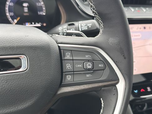 New 2026 Jeep Grand Cherokee L Limited AWD/4WD image 18