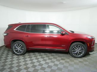 Used 2025 Buick Enclave Avenir video 2