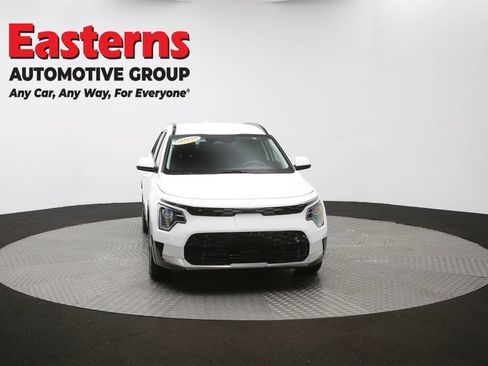 Used 2023 Kia Niro Wind w/ Wind Preserve Package FWD image 51