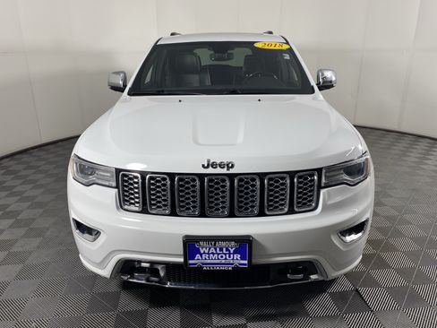 Used 2018 Jeep Grand Cherokee Overland AWD/4WD image 13