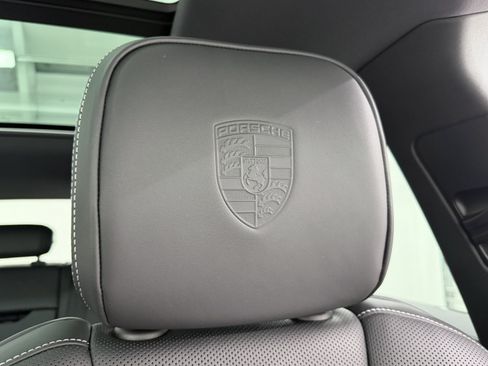 New 2026 Porsche Macan GTS AWD/4WD image 36