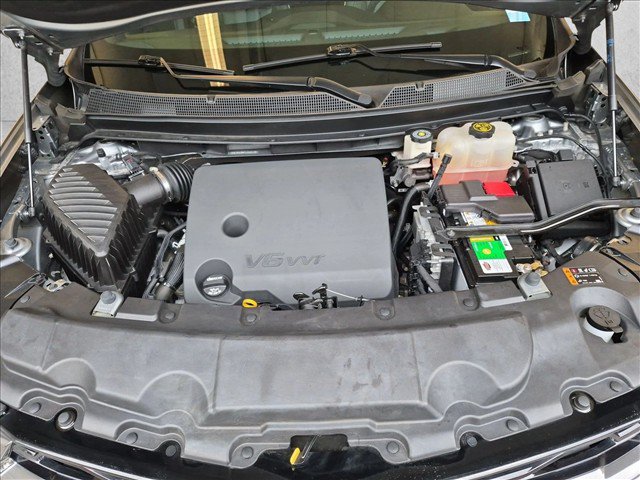 Used 2023 Chevrolet Traverse Premier w/ Redline Edition AWD/4WD image 24