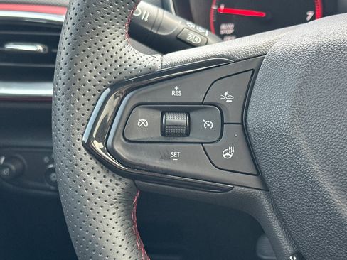 Used 2023 Chevrolet TrailBlazer RS w/ Sun and Liftgate Package image 30