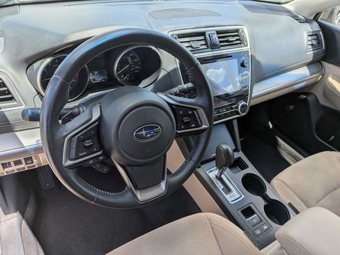 Used 2019 Subaru Outback 2.5i Premium AWD/4WD image 14