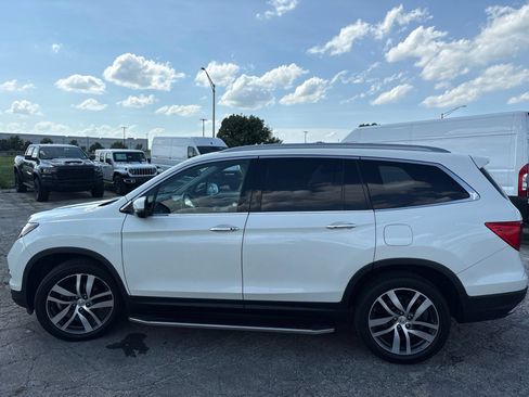 Used 2017 Honda Pilot Elite image 8