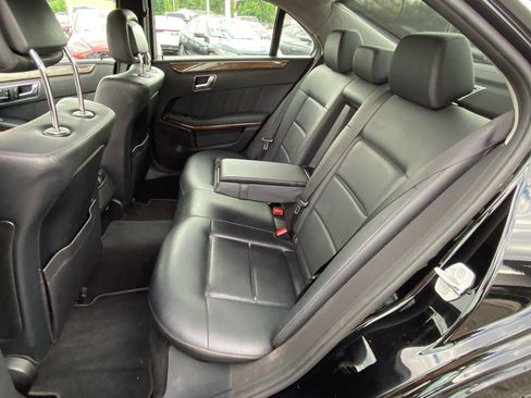 Used 2011 Mercedes-Benz E 350 4MATIC Sedan image 22