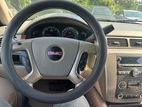 Used 2012 GMC Yukon SLT w/ SLT Chrome Package image 15