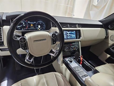 Used 2015 Land Rover Range Rover HSE image 10
