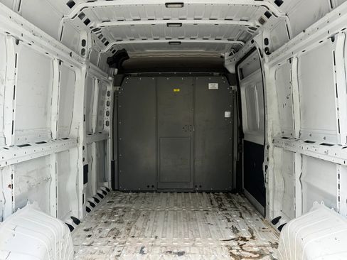Used 2017 RAM ProMaster 3500 FWD image 3