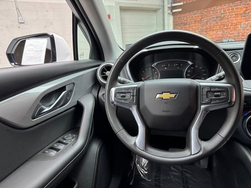 Used 2023 Chevrolet Blazer LT image 13