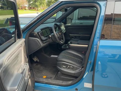 Used 2024 Rivian R1S Adventure Quad AWD/4WD image 4