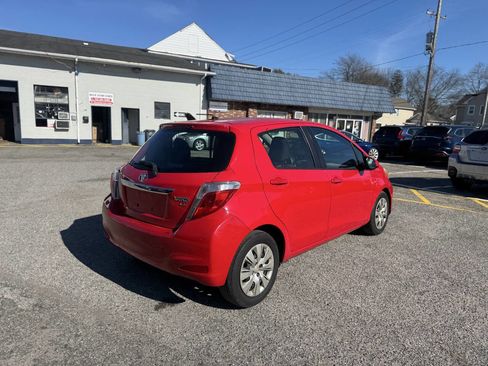 Used 2014 Toyota Yaris LE image 23