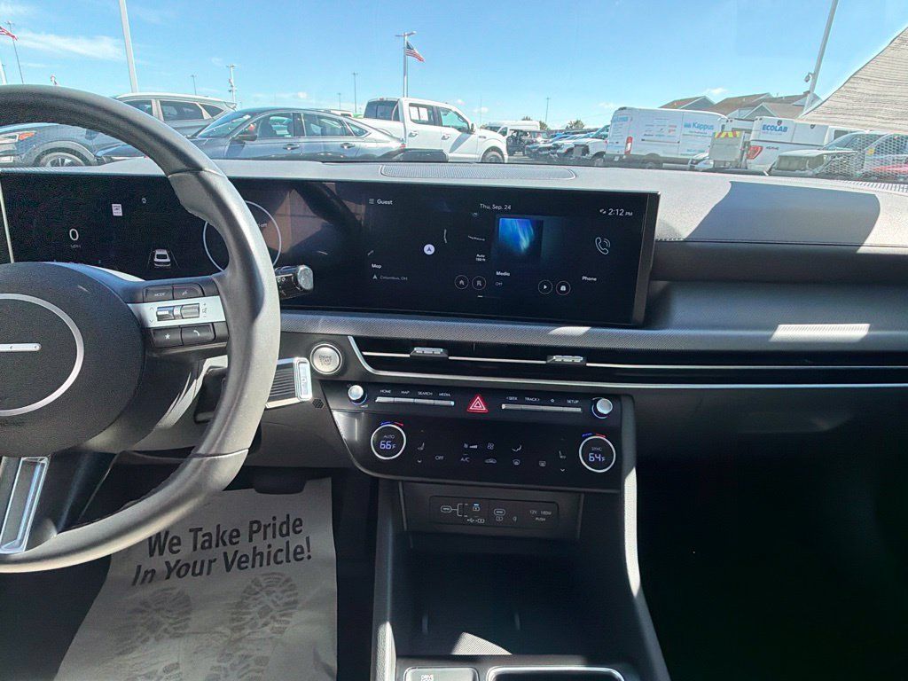 Used 2024 Hyundai Sonata SEL w/ Convenience Package FWD image 24