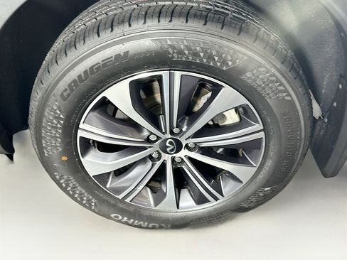Used 2023 INFINITI QX60 Pure AWD/4WD image 11