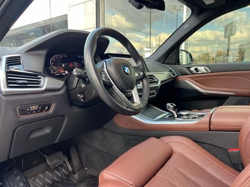 Used 2023 BMW X5 xDrive40i w/ Premium Package image 62