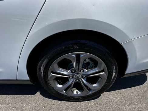Used 2023 Honda Accord EX image 7