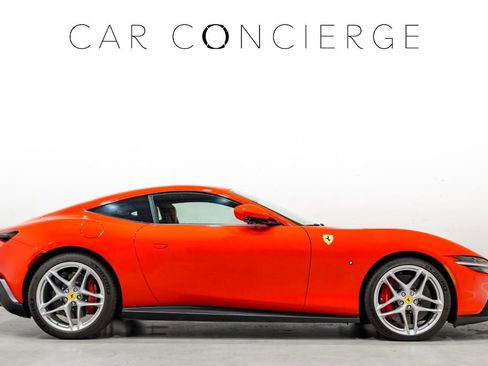 Used 2022 Ferrari Roma image 4