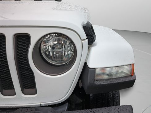Used 2021 Jeep Wrangler Unlimited Sport AWD/4WD image 30