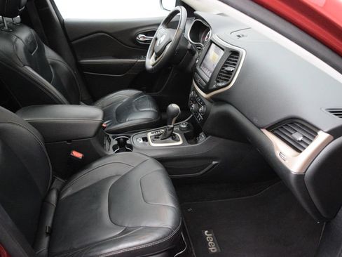 Used 2015 Jeep Cherokee Limited w/ Trailer Tow Group AWD/4WD image 16