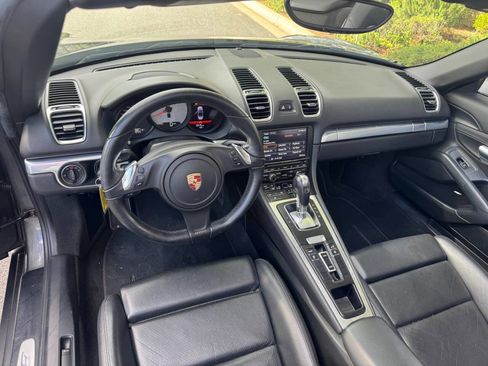 Used 2013 Porsche Boxster S image 18