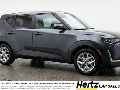 Used 2025 Kia Soul LX w/ LX Technology Package