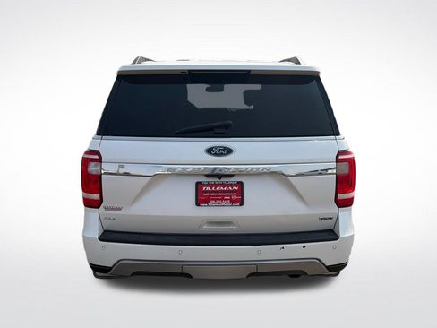 Used 2018 Ford Expedition XLT w/ Equipment Group 202A AWD/4WD image 7