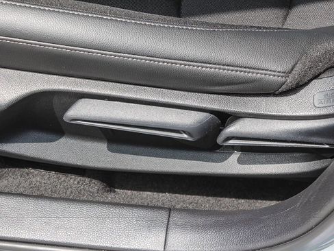 Certified 2025 Honda Civic Sport image 22
