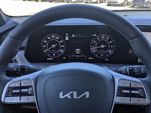 Certified 2025 Kia Telluride SX X-Line image 40