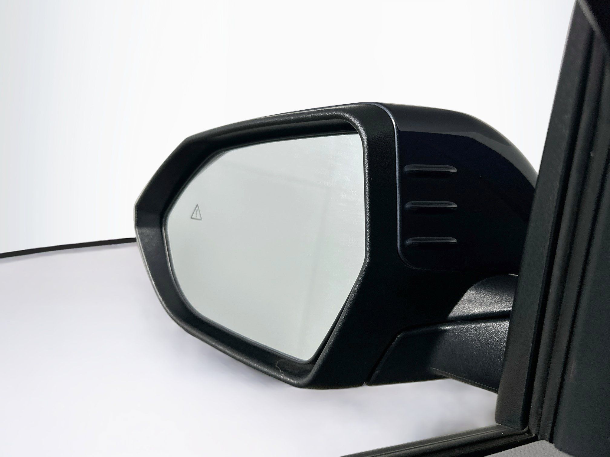 Used 2025 Hyundai Kona SEL AWD/4WD image 16