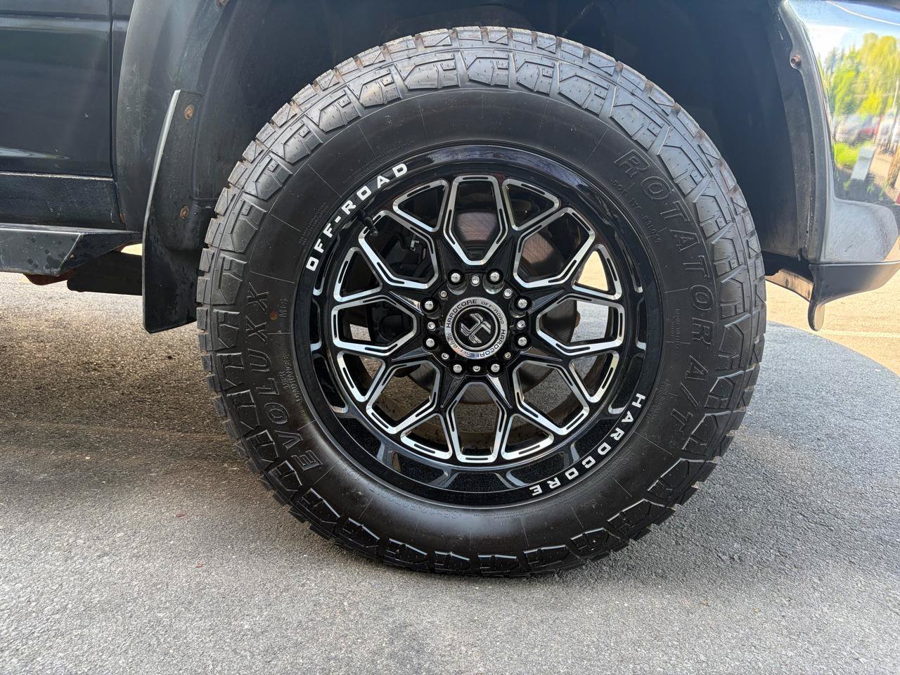 Used 2016 RAM 2500 Tradesman w/ Chrome Appearance Group AWD/4WD image 17