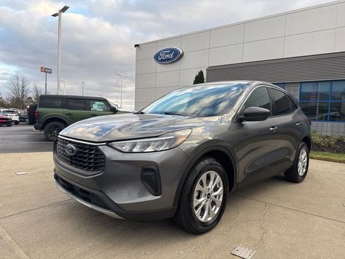 Certified 2023 Ford Escape Active w/ Tech Pack #1 image 2