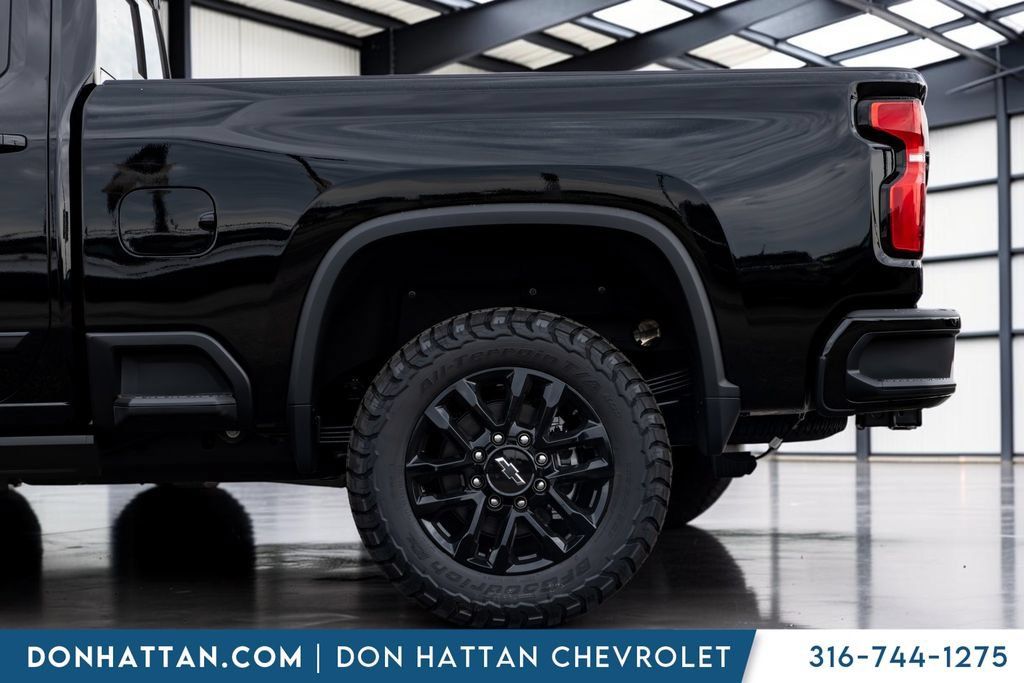 New 2026 Chevrolet Silverado 2500 High Country w/ Midnight Edition AWD/4WD image 34