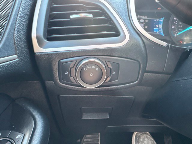 Used 2017 Ford Edge SEL w/ Equipment Group 201A FWD image 27