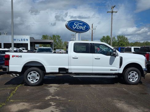 New 2026 Ford F250 XLT w/ XLT Premium Package AWD/4WD image 8