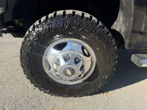 Used 2013 Chevrolet Silverado 3500 LT w/ Texas Edition image 19