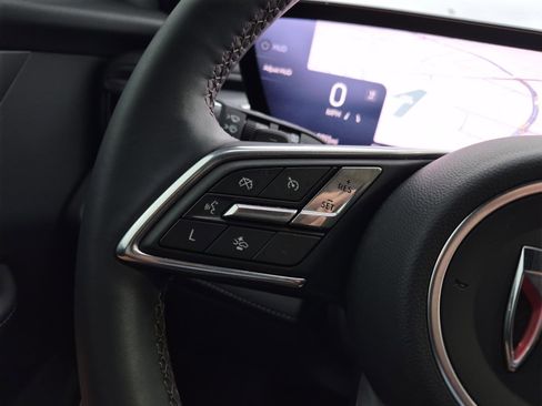 Certified 2025 Buick Enclave Sport Touring w/ Power Package FWD image 22