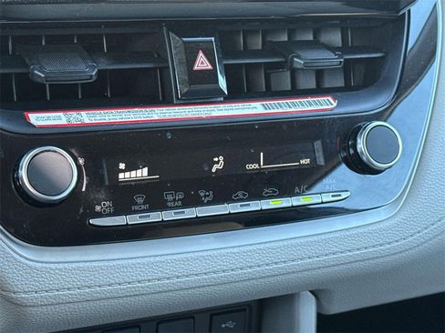 Certified 2024 Toyota Corolla Cross L image 15