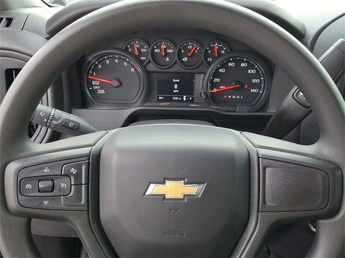 Certified 2025 Chevrolet Silverado 1500 W/T w/ WT Value Package image 17