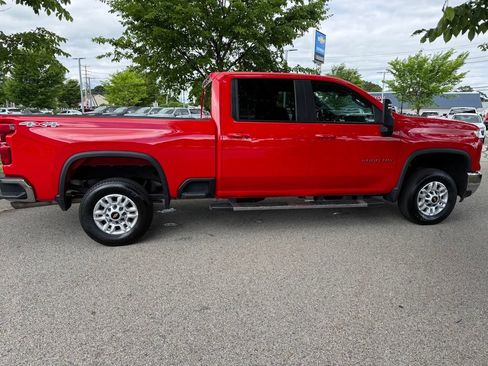 Used 2025 Chevrolet Silverado 2500 LT w/ Convenience Package AWD/4WD image 6