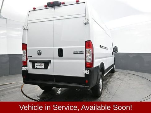Used 2025 RAM ProMaster 2500 w/ Convenience Group image 6
