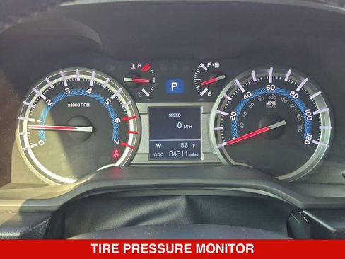Used 2018 Toyota 4Runner Limited RWD image 32
