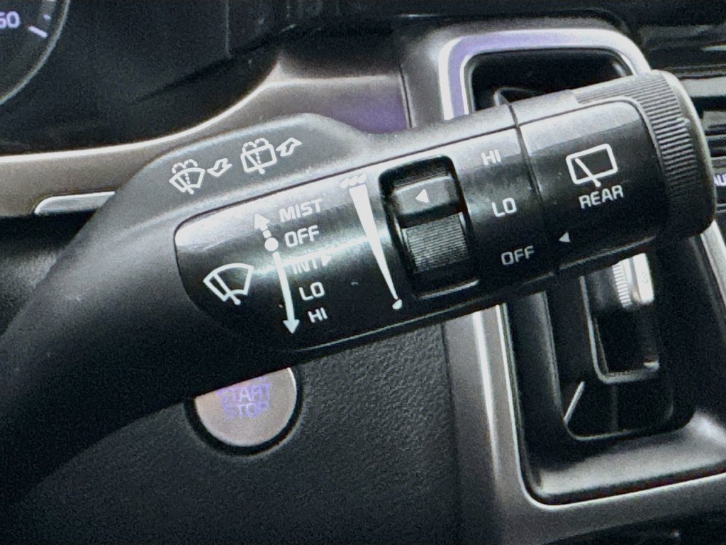 Used 2022 Kia Sorento EX w/ Panoramic Sunroof Package FWD image 13