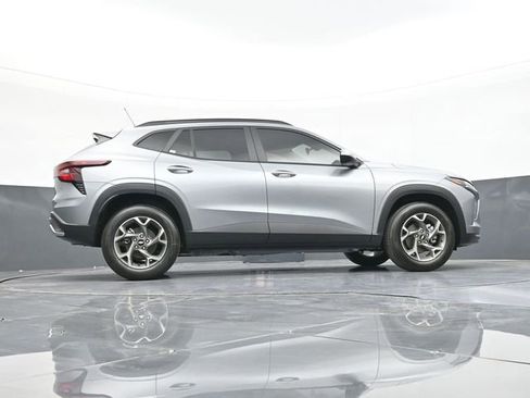 New 2026 Chevrolet Trax LT w/ Driver Confidence Package FWD image 46