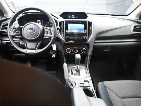 Used 2022 Subaru Crosstrek 2.0i AWD/4WD image 9