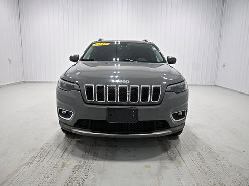 Used 2019 Jeep Cherokee Limited AWD/4WD image 24
