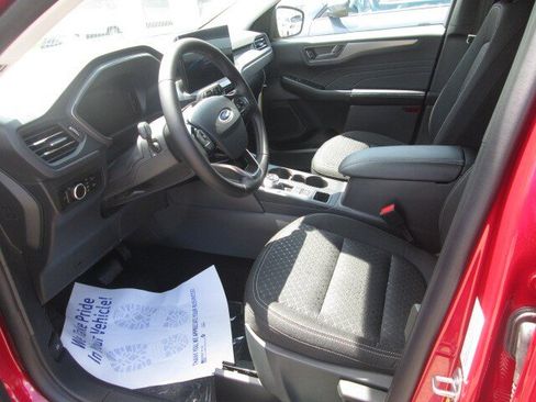 New 2025 Ford Escape Active w/ Tech Pack #1 image 8