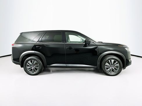 Used 2024 Nissan Pathfinder S w/ Cargo Package AWD/4WD image 10