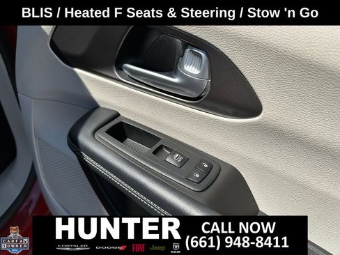 Used 2024 Chrysler Pacifica Touring-L FWD image 48