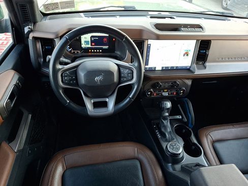 Used 2023 Ford Bronco Outer Banks AWD/4WD image 11