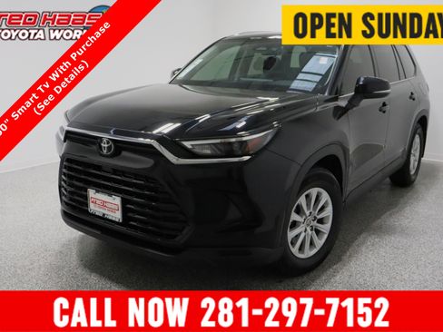 Used 2024 Toyota Grand Highlander XLE image 1